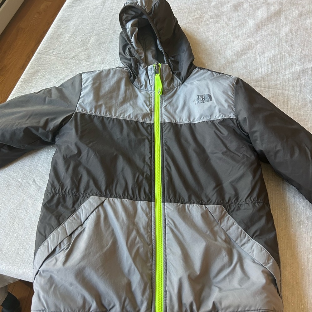 Gently worn jacket that is reversible. Size is 7/8 no pets no smoke